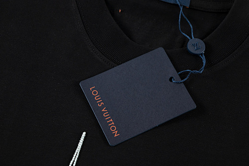 EM Sneakers Louis Vuitton T-shirt-H2003 Black /White