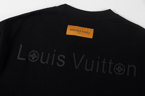 EM Sneakers Louis Vuitton T-shirt-W2548 Black /White