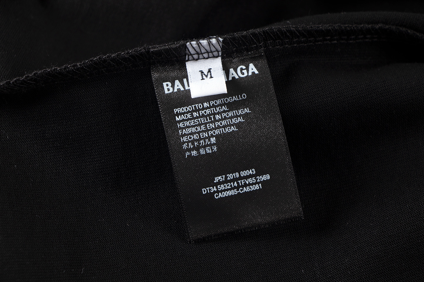 EM Sneakers Louis Vuitton T-shirt-W2655 Black /White