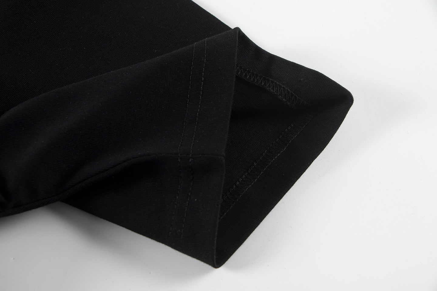 EM Sneakers Louis Vuitton T-shirt-W2660 Black /White