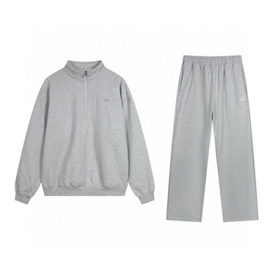 EM Sneakers Alo Yoga Accolade 1/4 Zip Pullover & Sweatpant Set Gray 01