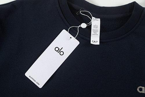 EM Sneakers Alo Yoga Accolade Crew Neck Pullover & Sweatpant Set Navy