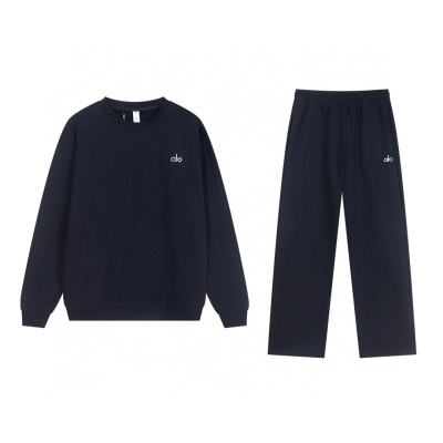 EM Sneakers Alo Yoga Accolade Crew Neck Pullover & Sweatpant Set Navy 01