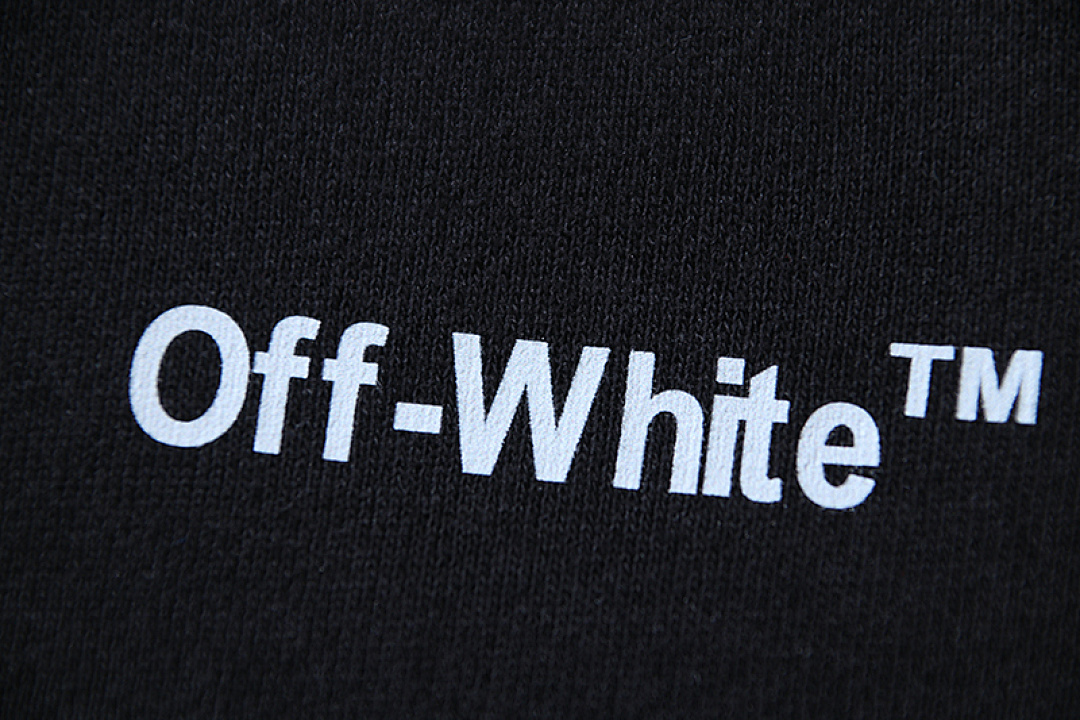 EM Sneakers OFF-WHITE Screw Print Shorts #1012 Black /White