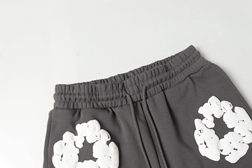 EM Sneakers Denim Tears The White Cotton Wreath Short Pant Dark Gray
