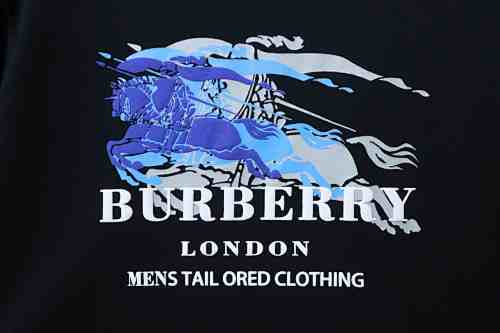 EM Sneakers Burberry Double-Exposure War Horse Print T-Shirt Black
