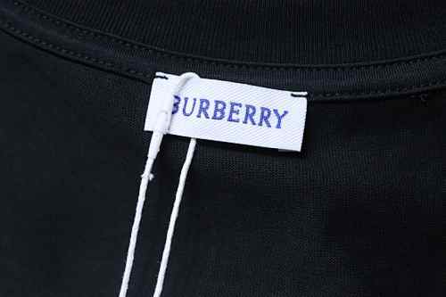 EM Sneakers Burberry 26SS Equestrian Knight Embroidery T-Shirt Black