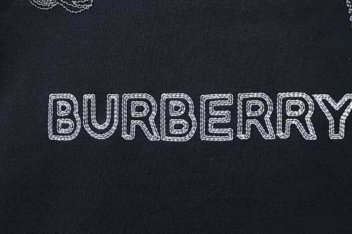 EM Sneakers Burberry 26SS Embroidered Knight & Horse Logo T-Shirt Black