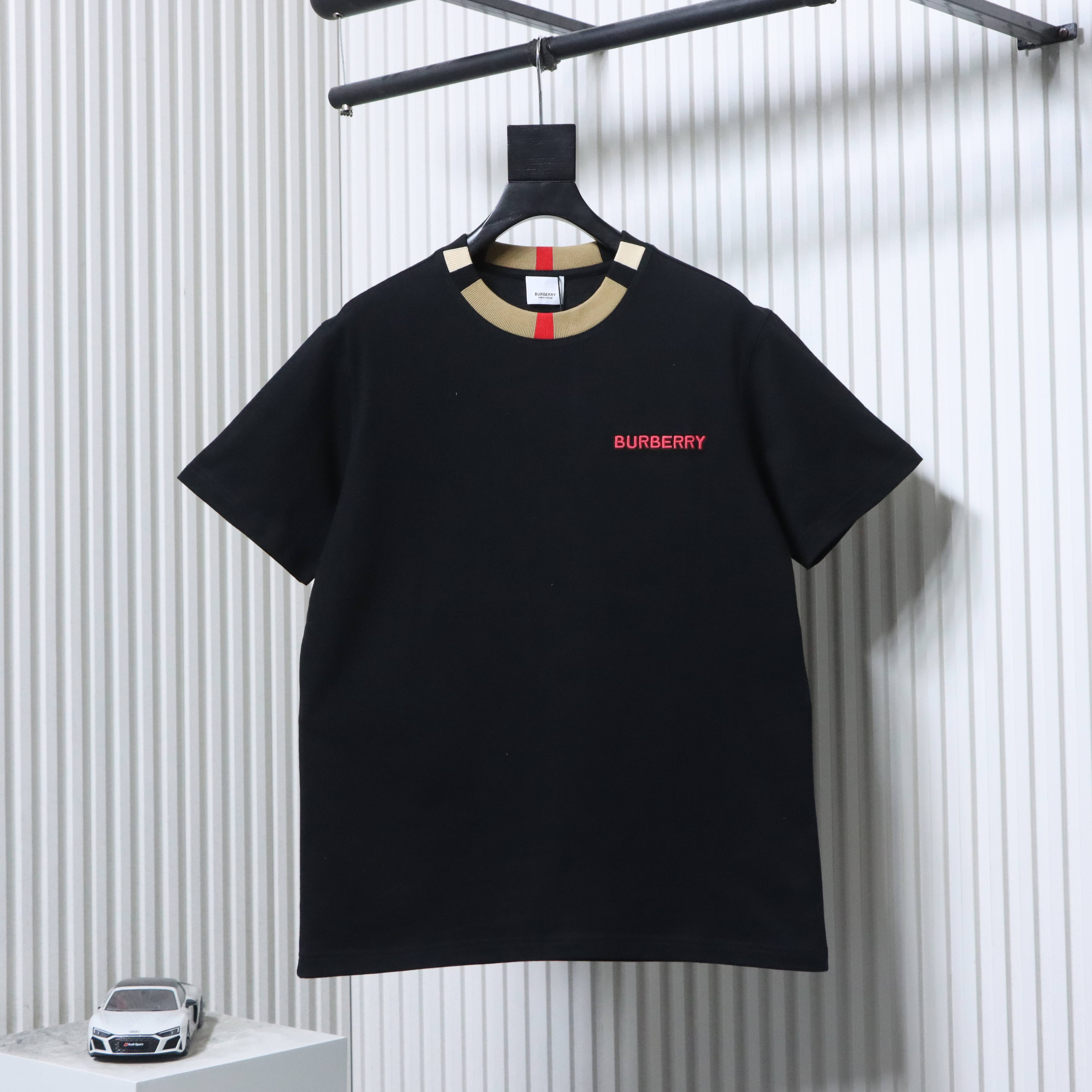 EM Sneakers Burberry Check-Collar T-Shirt with Embroidered Logo Black