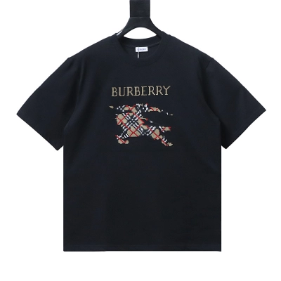 EM Sneakers Burberry Cross-Stitch Plaid & Equestrian Knight Print T-Shirt Black 01