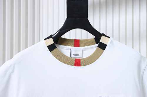 EM Sneakers Burberry Check-Collar T-Shirt with Embroidered Logo White