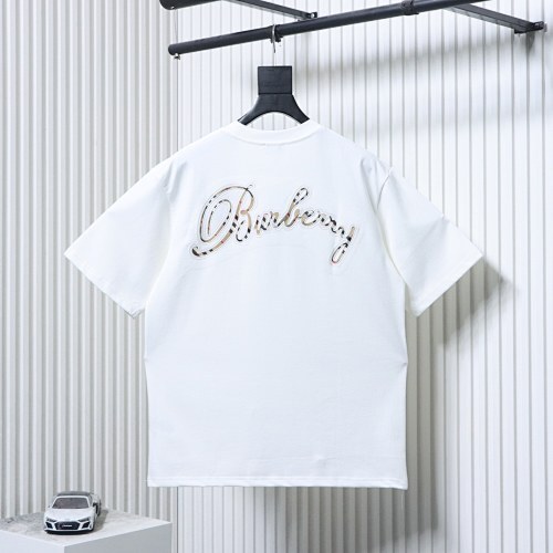 EM Sneakers Burberry T-Shirt with Front Embroidery Back Plaid Patch and Letter Print White