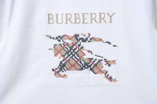 EM Sneakers Burberry Cross-Stitch Plaid & Equestrian Knight Print T-Shirt White