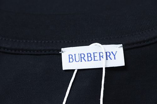 EM Sneakers Burberry 26SS Equestrian Knight Print T-Shirt Black