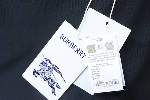 EM Sneakers Burberry 26SS Equestrian Knight Print T-Shirt Black