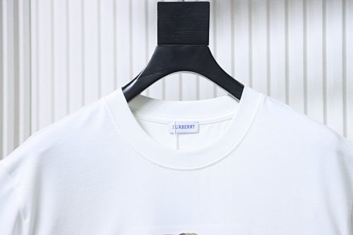 EM Sneakers Burberry T-Shirt with Front Check and Equestrian Knight Print White