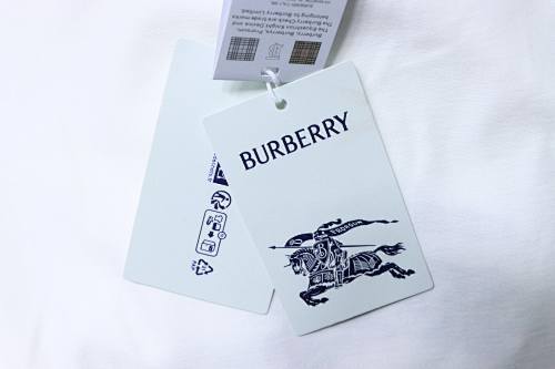EM Sneakers Burberry T-Shirt with Front Check and Equestrian Knight Print White