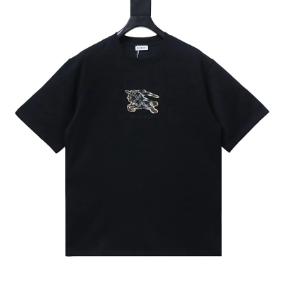 EM Sneakers Burberry T-Shirt with Front Check and Equestrian Knight Print Black 01