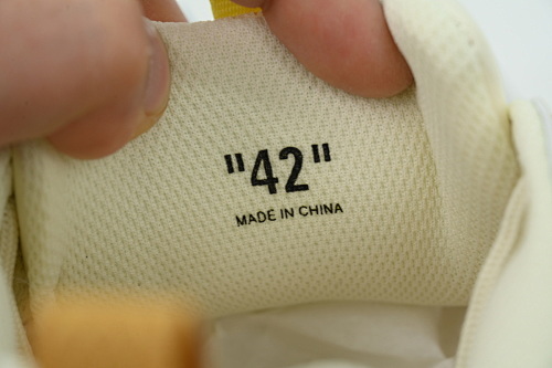 EM Sneakers OFF-WHITE Be Right Back Out Of Beige