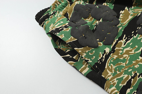 EM Sneakers Denim Tears Cotton Wreath Short Pant-8208 Camo Green