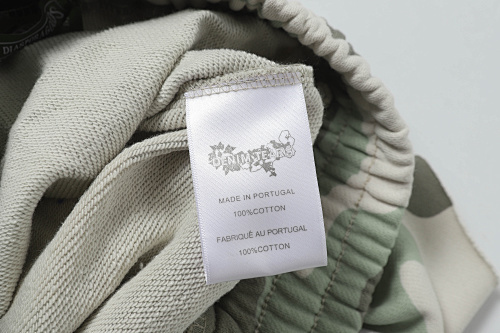 EM Sneakers Denim Tears Cotton Wreath Short Pant-8208 Camo Gray