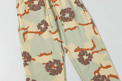 EM Sneakers Denim Tears The Cotton Wreath Sweatpant Apricot Camo