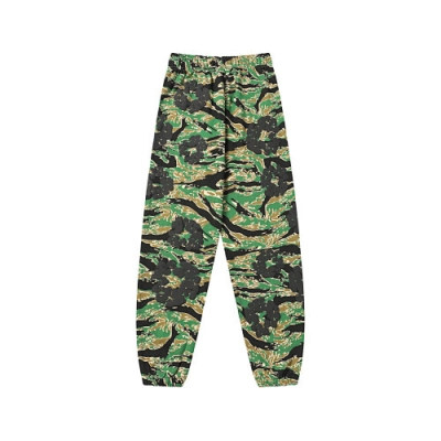 EM Sneakers Denim Tears The Cotton Wreath Sweatpant Green Camo 02