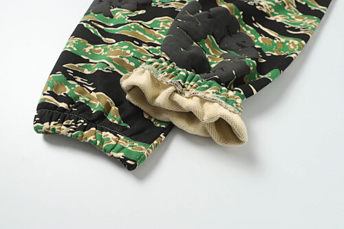 EM Sneakers Denim Tears The Cotton Wreath Sweatpant Green Camo