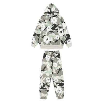 EM Sneakers Denim Tears The Cotton Wreath Sweatshirt & Sweatpant Sets Gray Camo 01