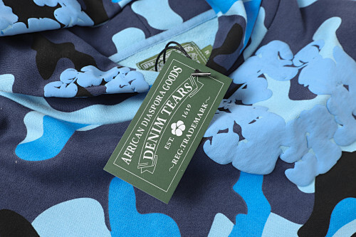 EM Sneakers Denim Tears The Cotton Wreath Sweatshirt Blue Camo