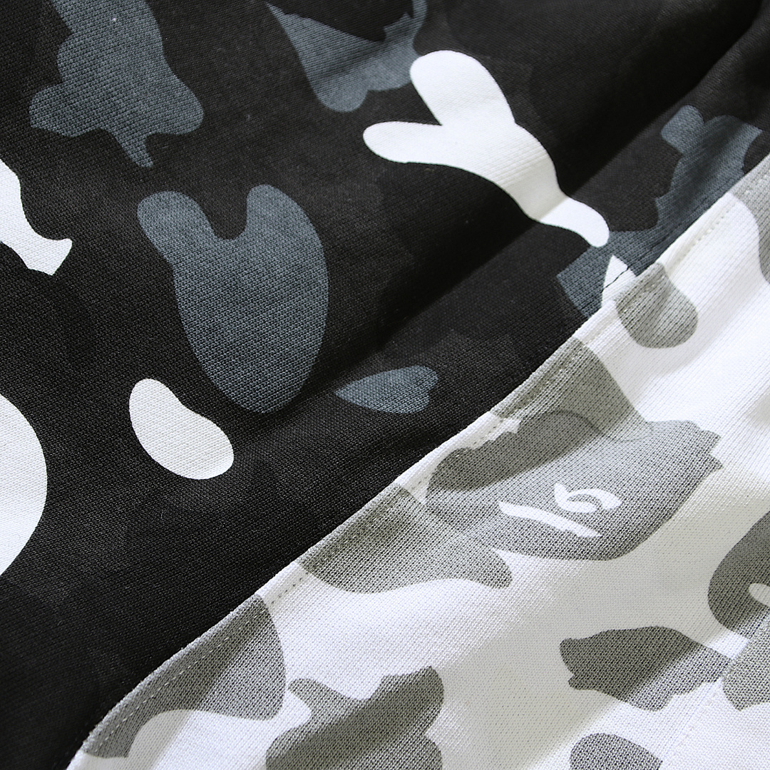 EM Sneakers BAPE Shark Camouflage Black and White Patchwork Shorts #507