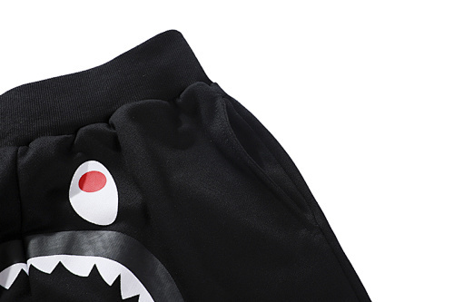 EM Sneakers BAPE Shark Wide Sweat Shorts Black