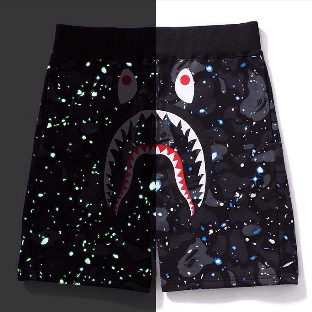 EM Sneakers BAPE Space Camo Wide Sweatshort #8713 White /Black
