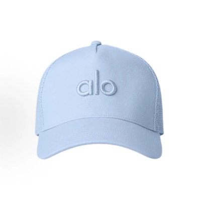 EM Sneakers Alo Yoga District Trucker Hat Sky Blue 02
