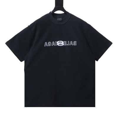 EM Sneakers Balenciaga 24SS Inverted Letter Overlapping Embroidered T-shirt Black 01