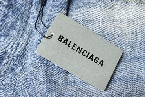 EM Sneakers Balenciaga 25SS Slashed Distressed Jeans Washed Blue