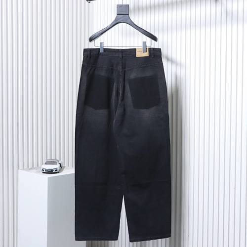 EM Sneakers Balenciaga Black Washed Distressed Jeans with Inverted Pockets