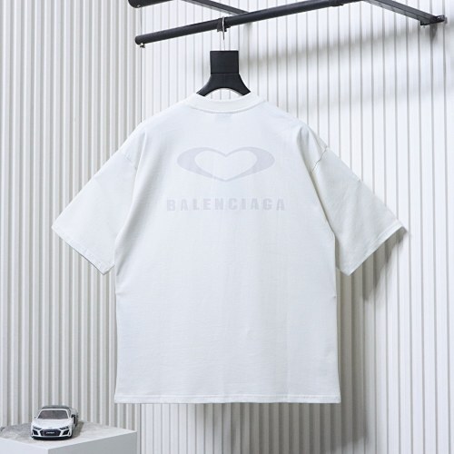 EM Sneakers Balenciaga Qixi Valentine's Day Limited Edition T-Shirt with Heart Logo White