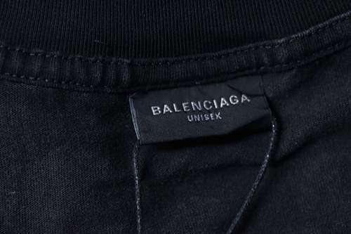EM Sneakers Balenciaga Reversed Double-B Logo Print Washed Distressed T-Shirt Black