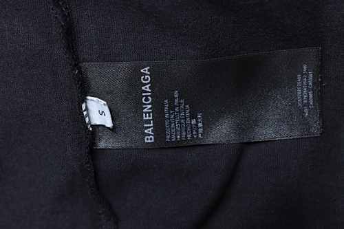 EM Sneakers Balenciaga Reversed Double-B Logo Print Washed Distressed T-Shirt Black