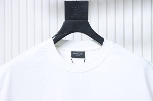 EM Sneakers Balenciaga SS25 Distressed T-Shirt featuring Double-B Embroidery and 3D Shadow Inkjet Logo White