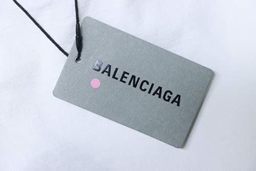 EM Sneakers Balenciaga SS25 Distressed T-Shirt featuring Double-B Embroidery and 3D Shadow Inkjet Logo White