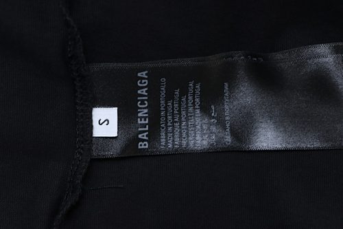 EM Sneakers Balenciaga T-Shirt with Ring-Loop Embroidery and Distressed Mini-Logo Black