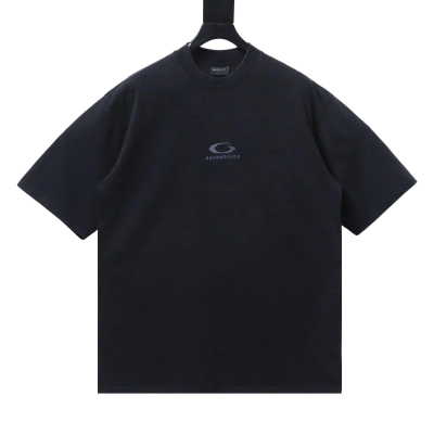 EM Sneakers Balenciaga T-Shirt with Ring-Loop Embroidery and Distressed Mini-Logo Black 01