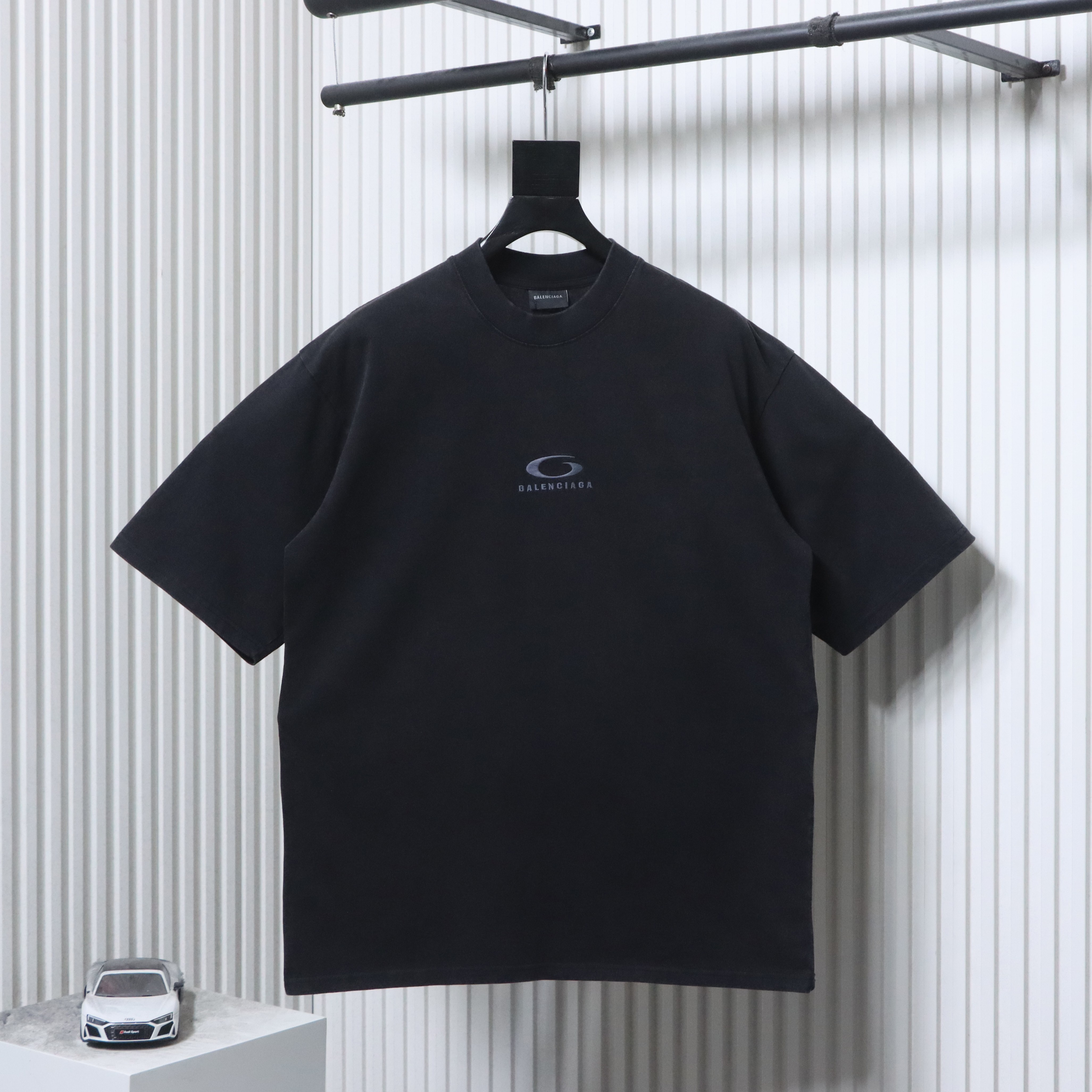 EM Sneakers Balenciaga T-Shirt with Ring-Loop Embroidery and Distressed Mini-Logo Black
