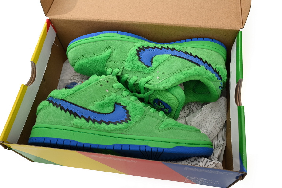 EM Sneakers Nike SB Dunk Low Grateful Dead Bears Green