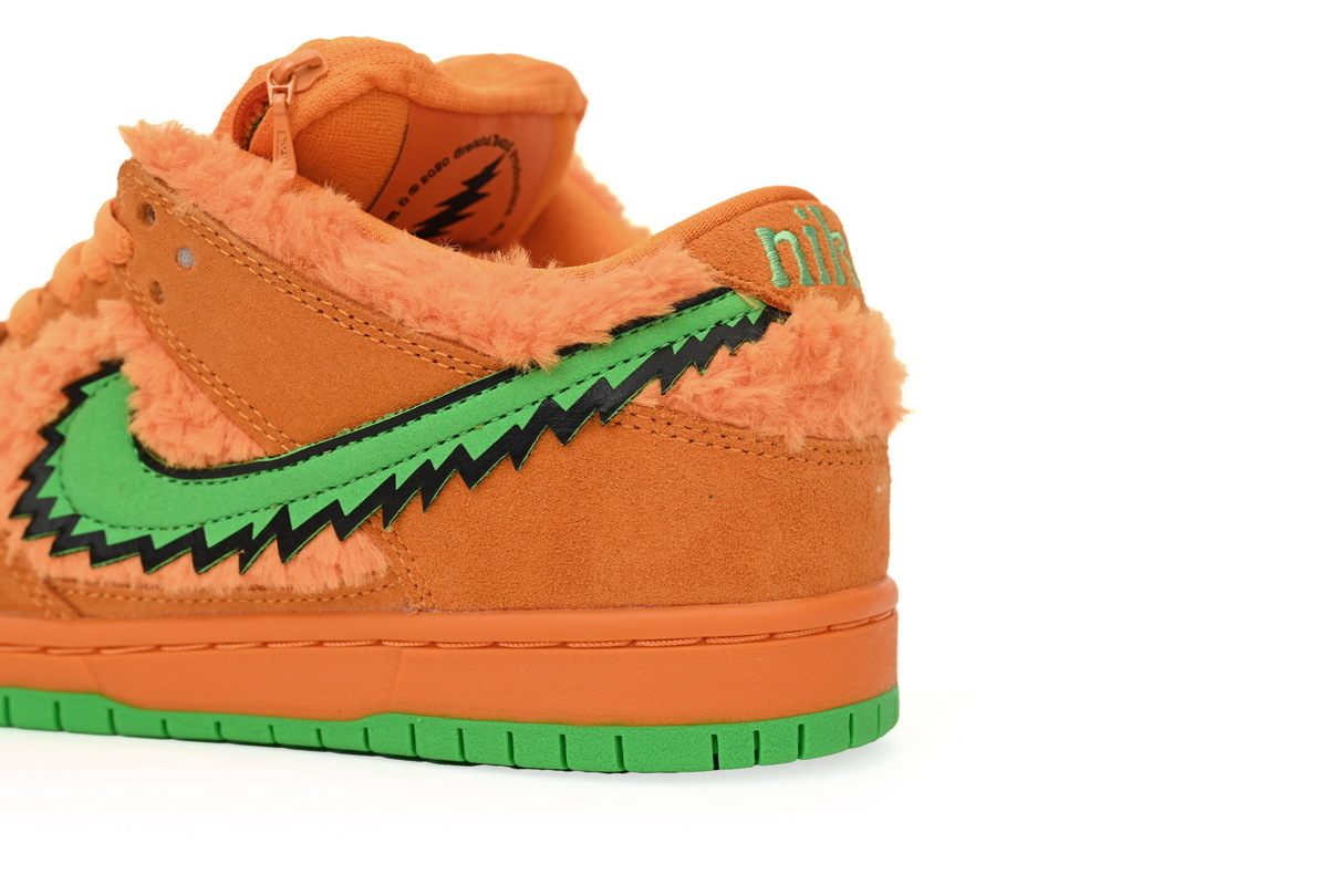 EM Sneakers Nike SB Dunk Low Grateful Dead Bears Orange