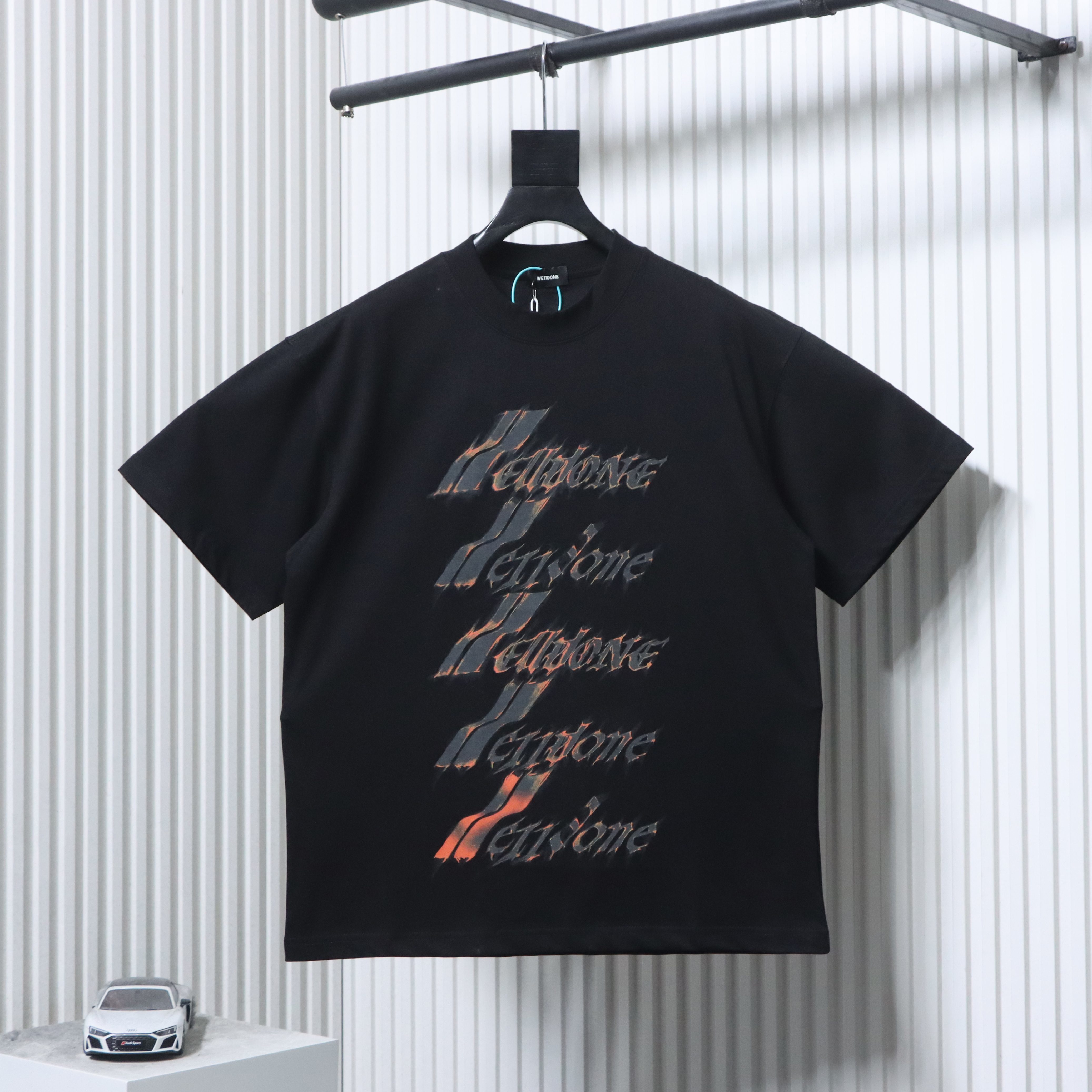EM Sneakers WE11DONE 25SS Flame Barrage Logo T-Shirt Black