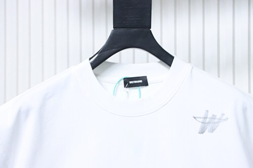 EM Sneakers WE11DONE Minimalist Letter-Print T-Shirt White