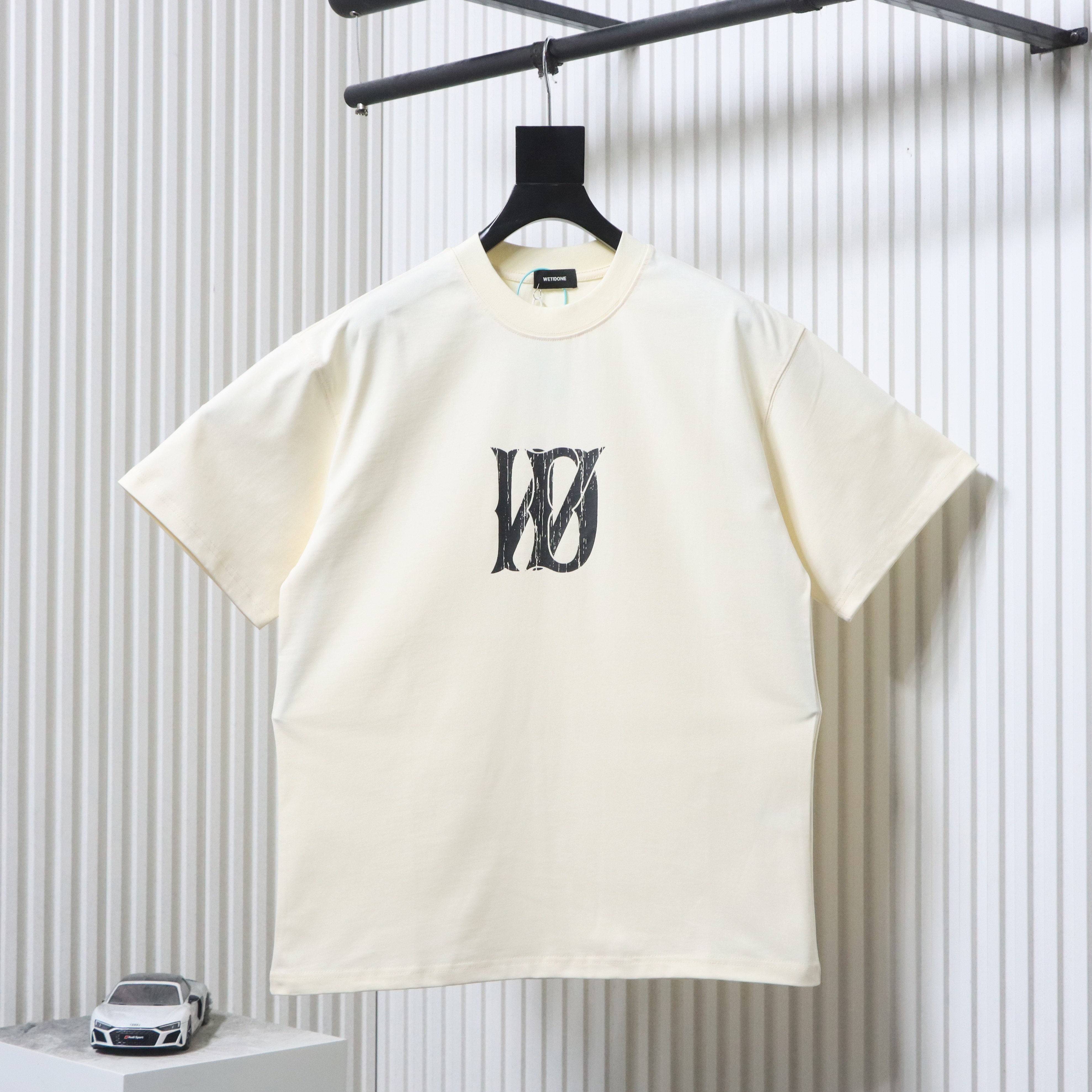 EM Sneakers WE11DONE New Minimalist Logo T-Shirt Apricot
